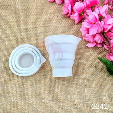100ML folding mixing & measuring cup mould